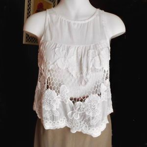 Lace Sleeveless Top